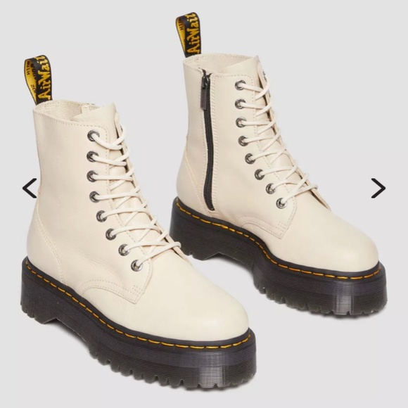 NEW Dr. Martens Gender Inclusive Jadon III Platform Boot - Picture 6 of 8